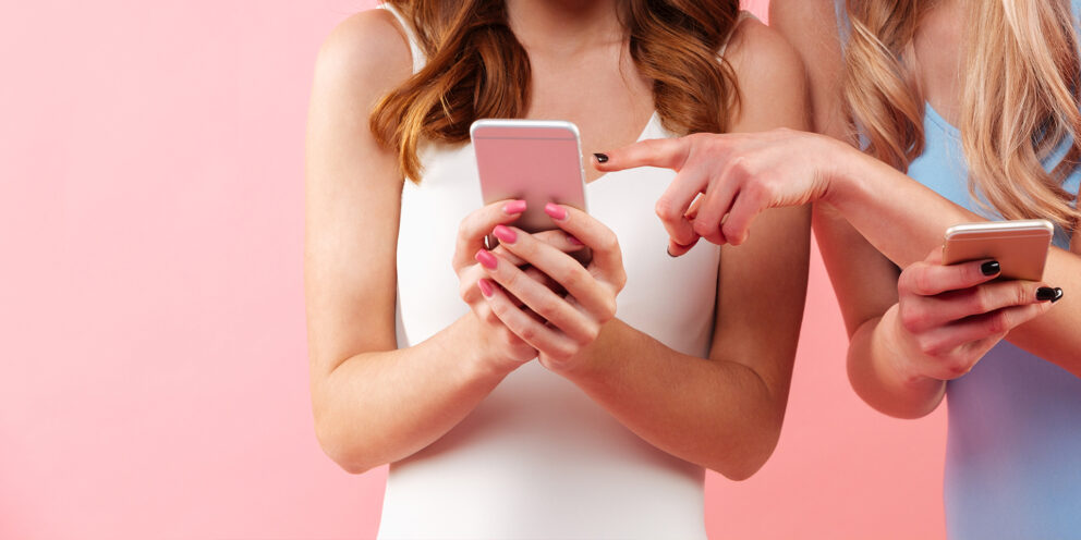 Facebook gaat identiteitsdiefstal tegen en meer