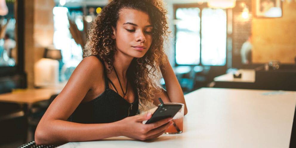 Minder ongepaste posts op Instagram en LinkedIn live video