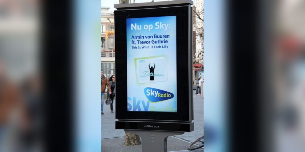 Sky Radio start realtime techniek op digitale Mupi Métropole