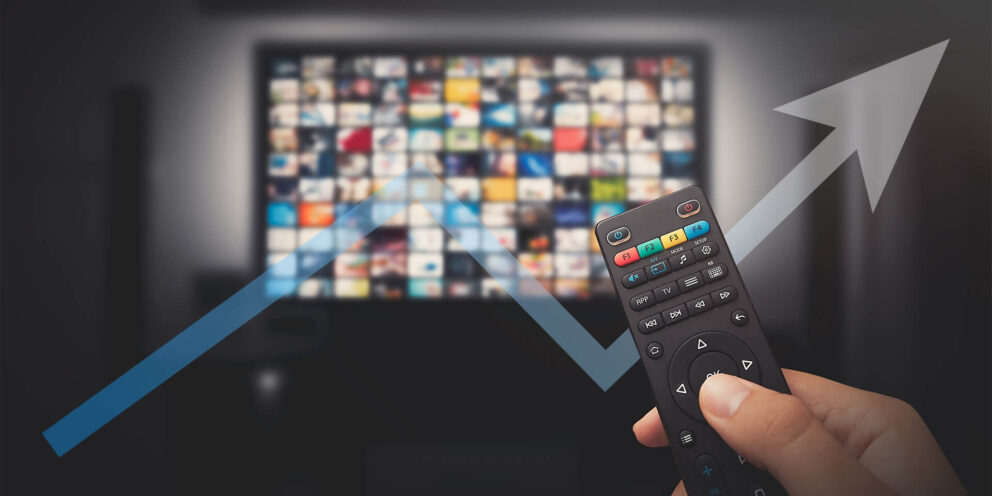 Lineaire TV kijktijd holt achteruit, bestedingen aan TV-reclame stijgen